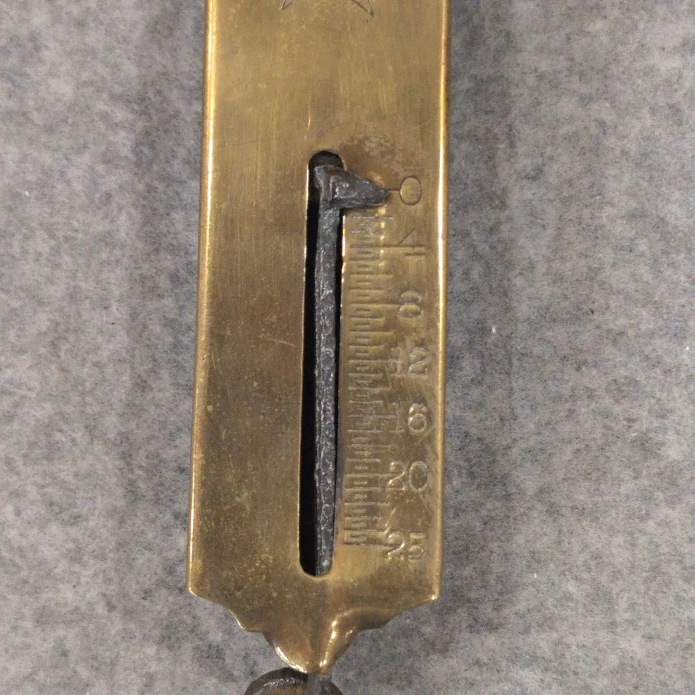 c. 1900 P.S. & W. Co. Antique Brass Spring Scale‎ 25lb Star Logo Primitive Tool - Picture 4 of 7